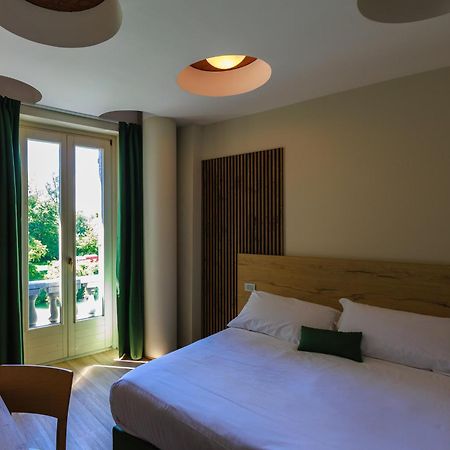 Botanique Hotel Vergani Fara Gera dʼAdda Екстериор снимка